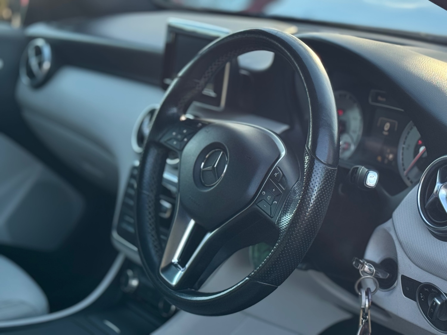 Used Mercedes-Benz A-Class 2015 for sale - 76793015: Photo 12