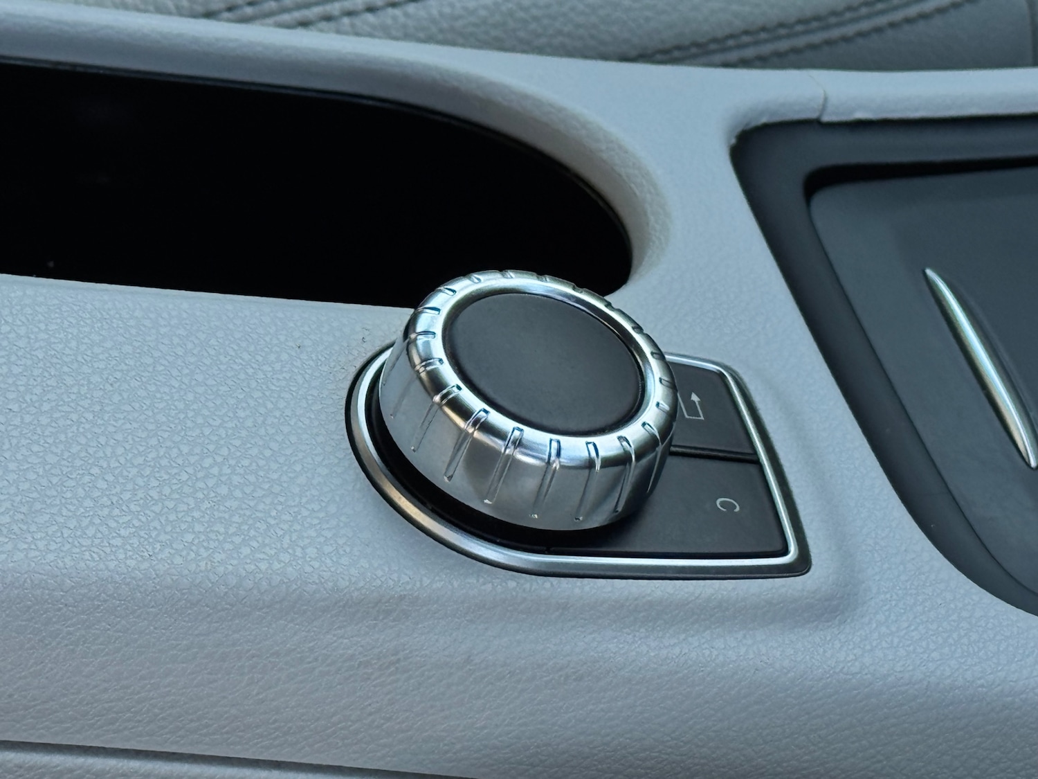 Used Mercedes-Benz A-Class 2015 for sale - 76793015: Photo 21