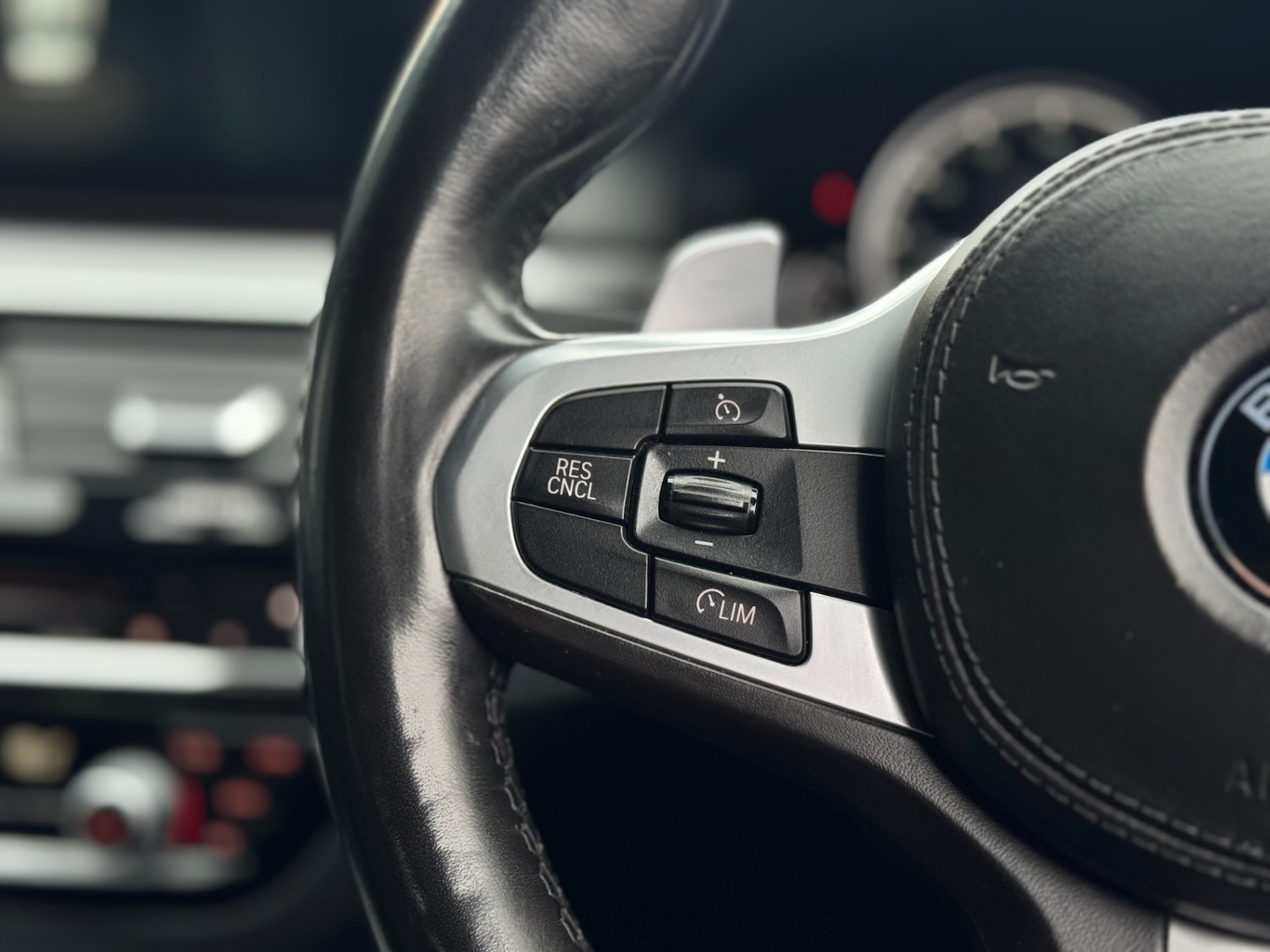 Used BMW 5 Series 2018 for sale - 77457244: Photo 22