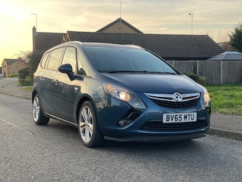 2015 (65) - 1.4T SRi 5dr