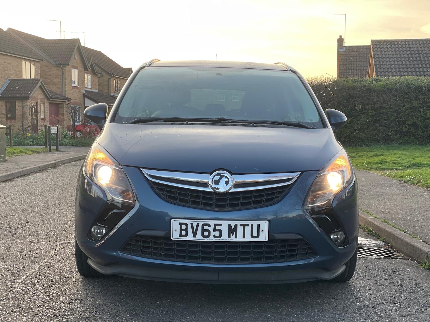 Used Vauxhall Zafira 2015 for sale - 76694266: Photo 2