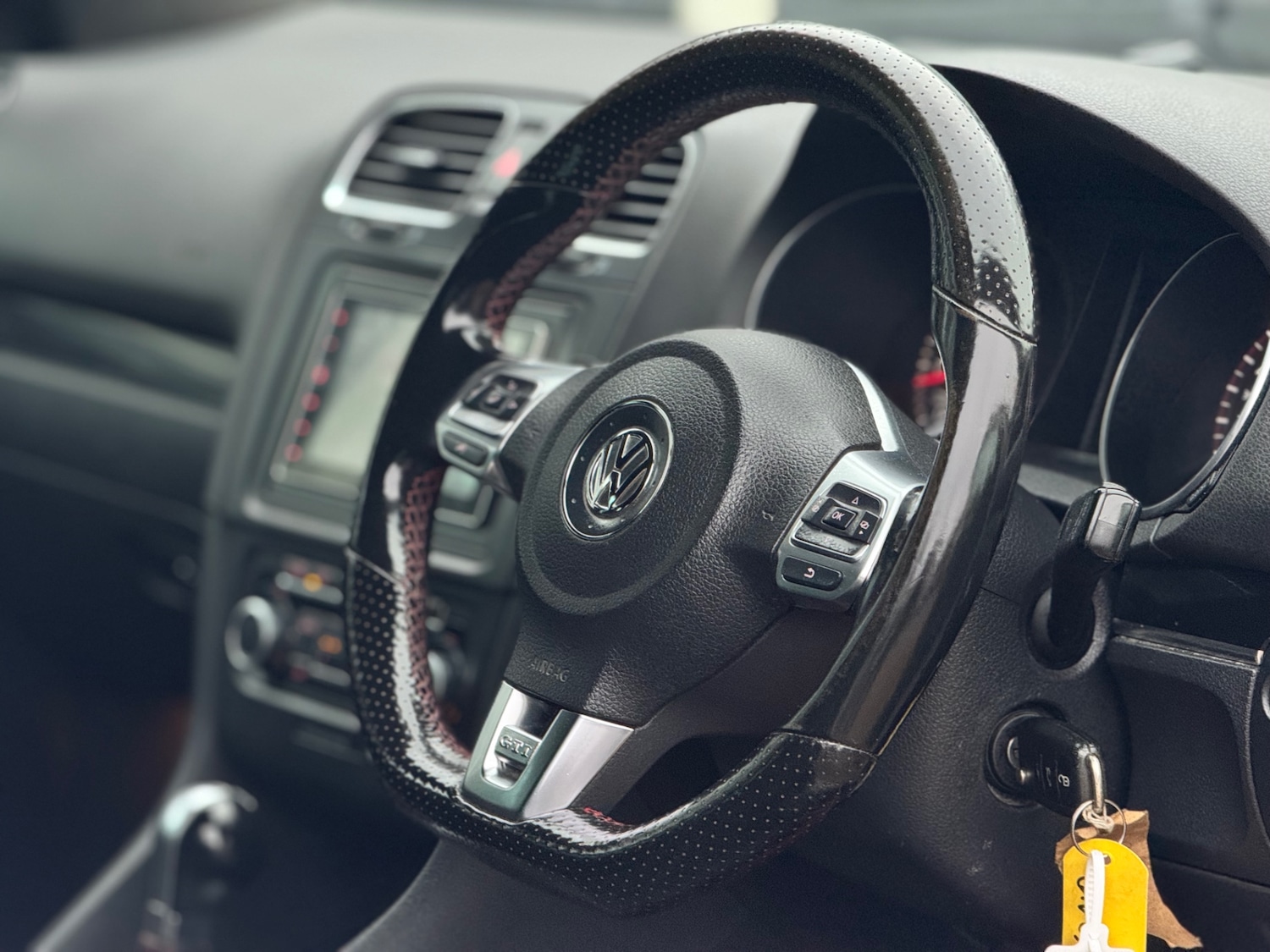 Used Volkswagen Golf 2010 for sale - 77310354: Photo 10