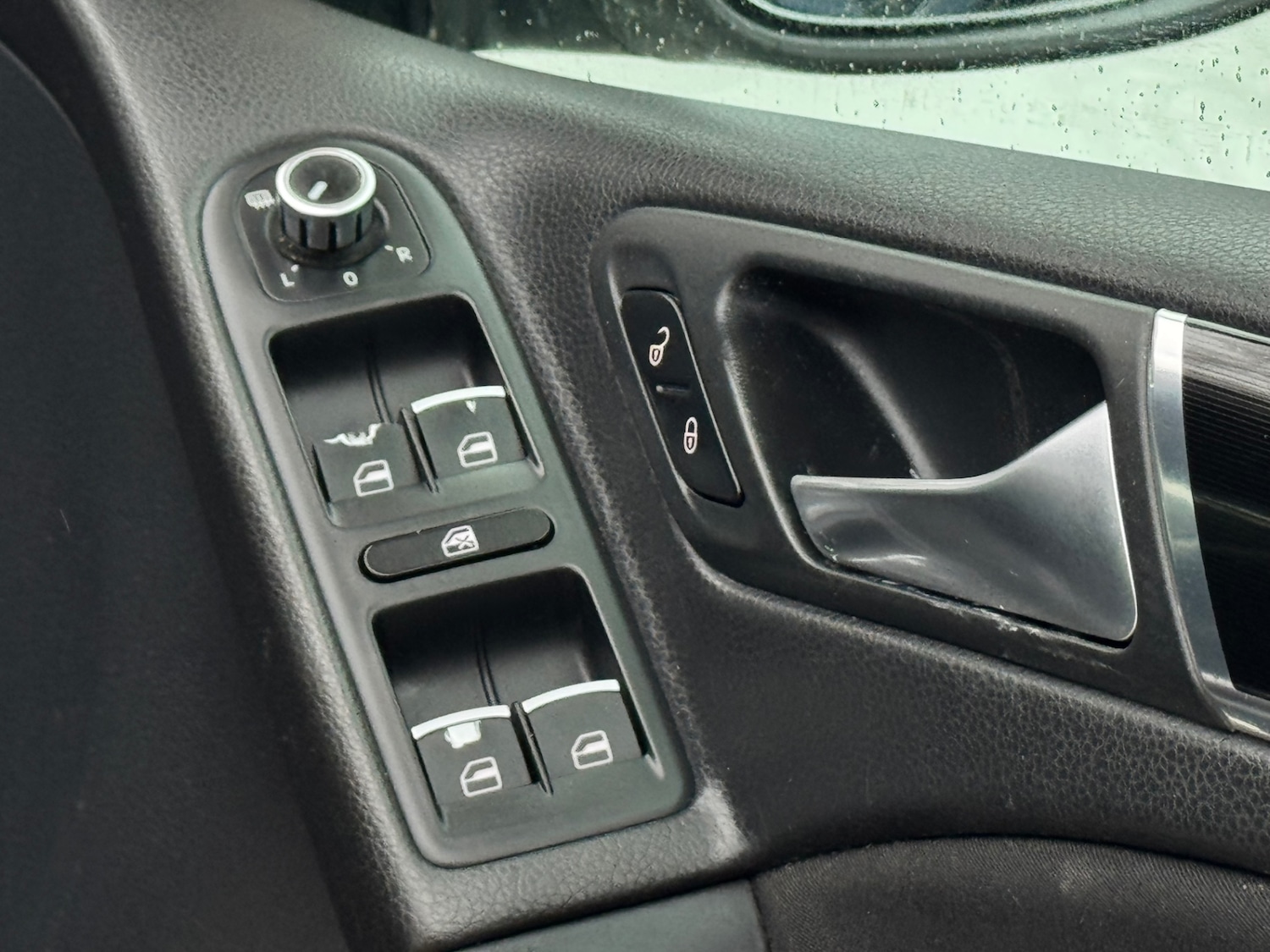 Used Volkswagen Golf 2010 for sale - 77310354: Photo 11