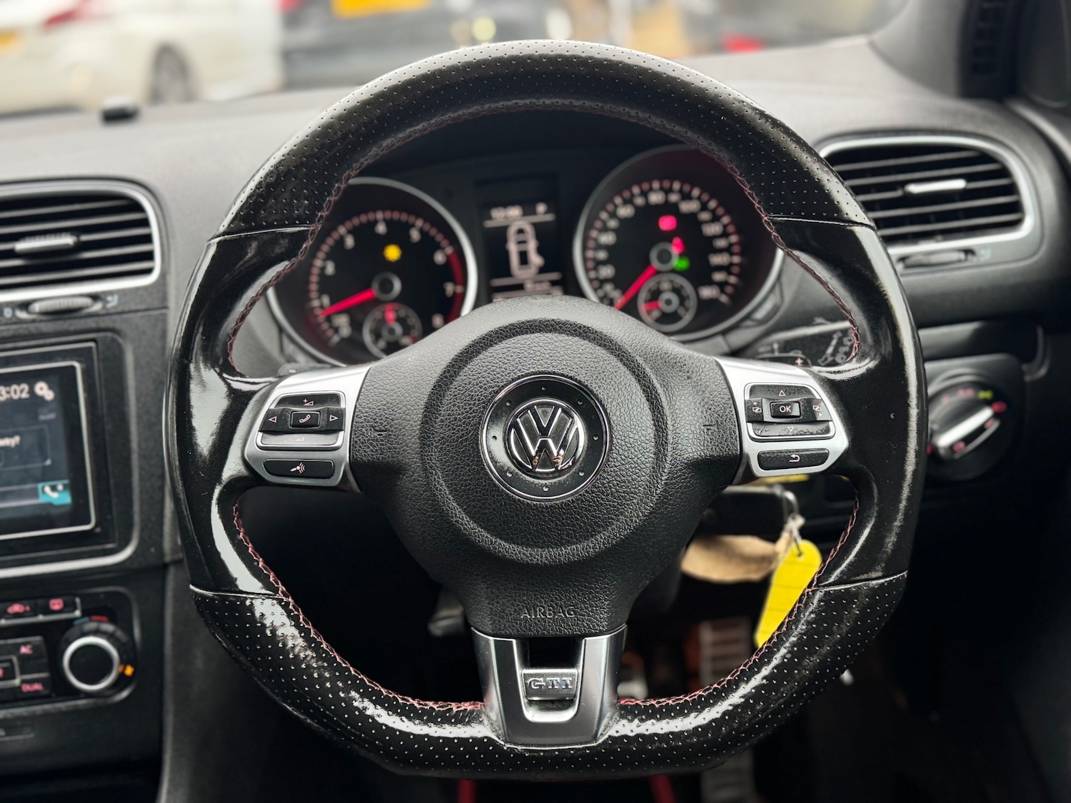 Used Volkswagen Golf 2010 for sale - 77310354: Photo 14