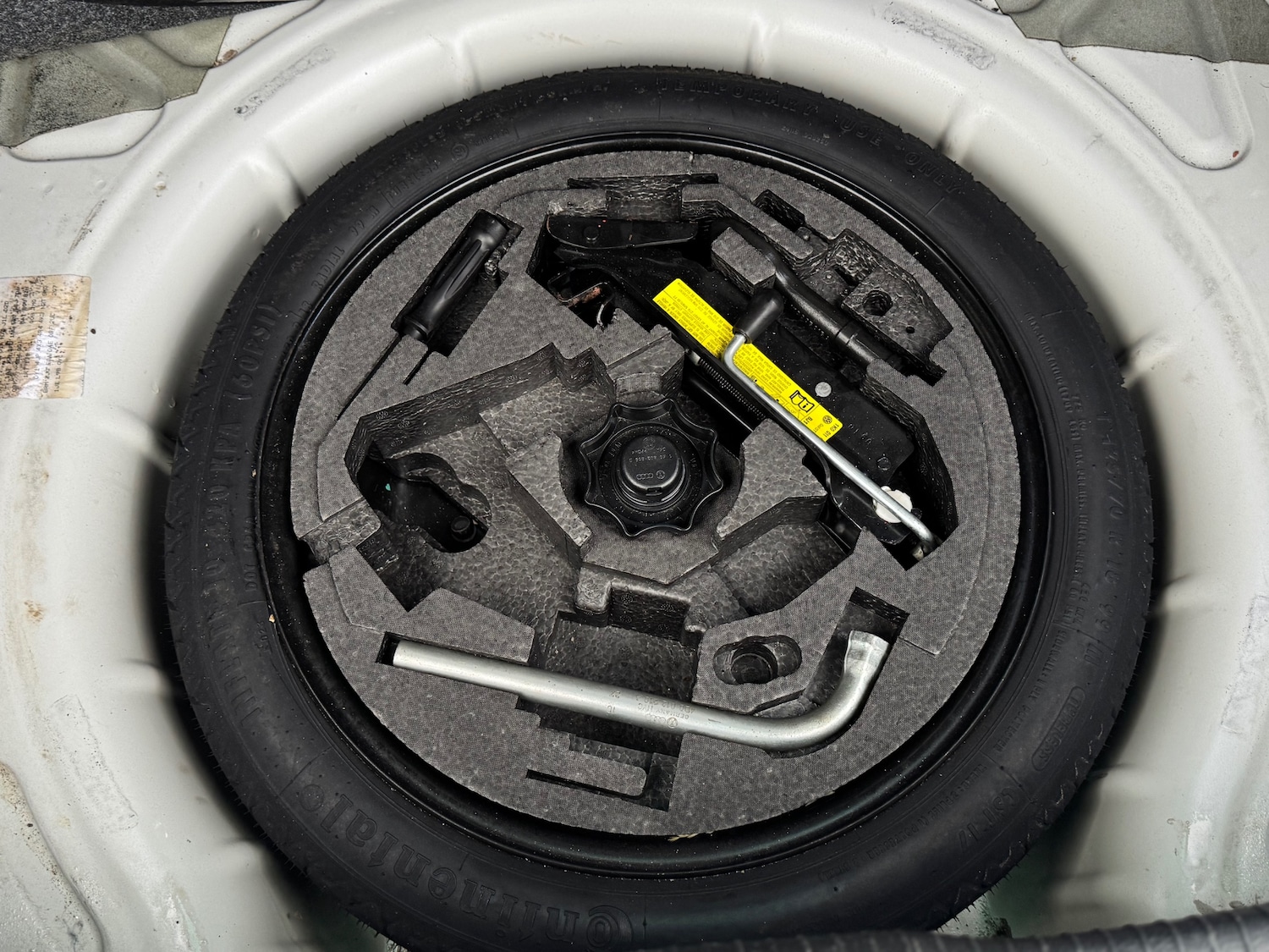 Used Volkswagen Golf 2010 for sale - 77310354: Photo 26