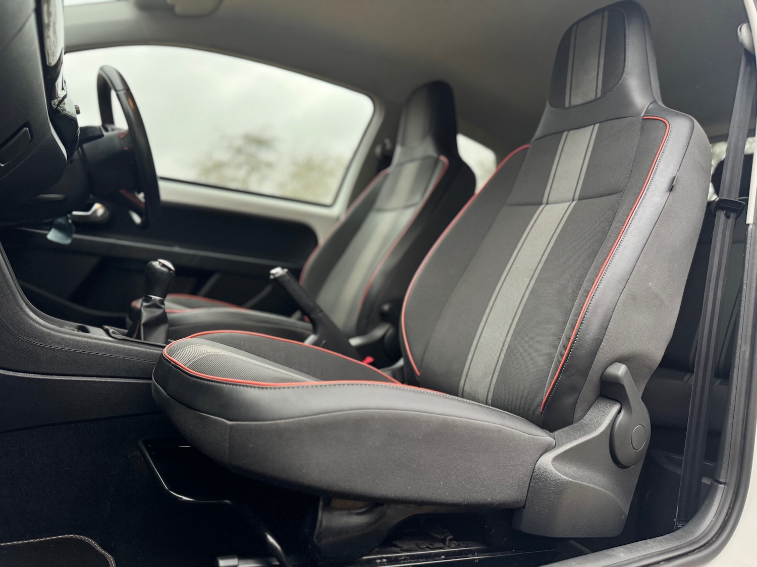 Used Volkswagen up! 2013 for sale - 77304826: Photo 29