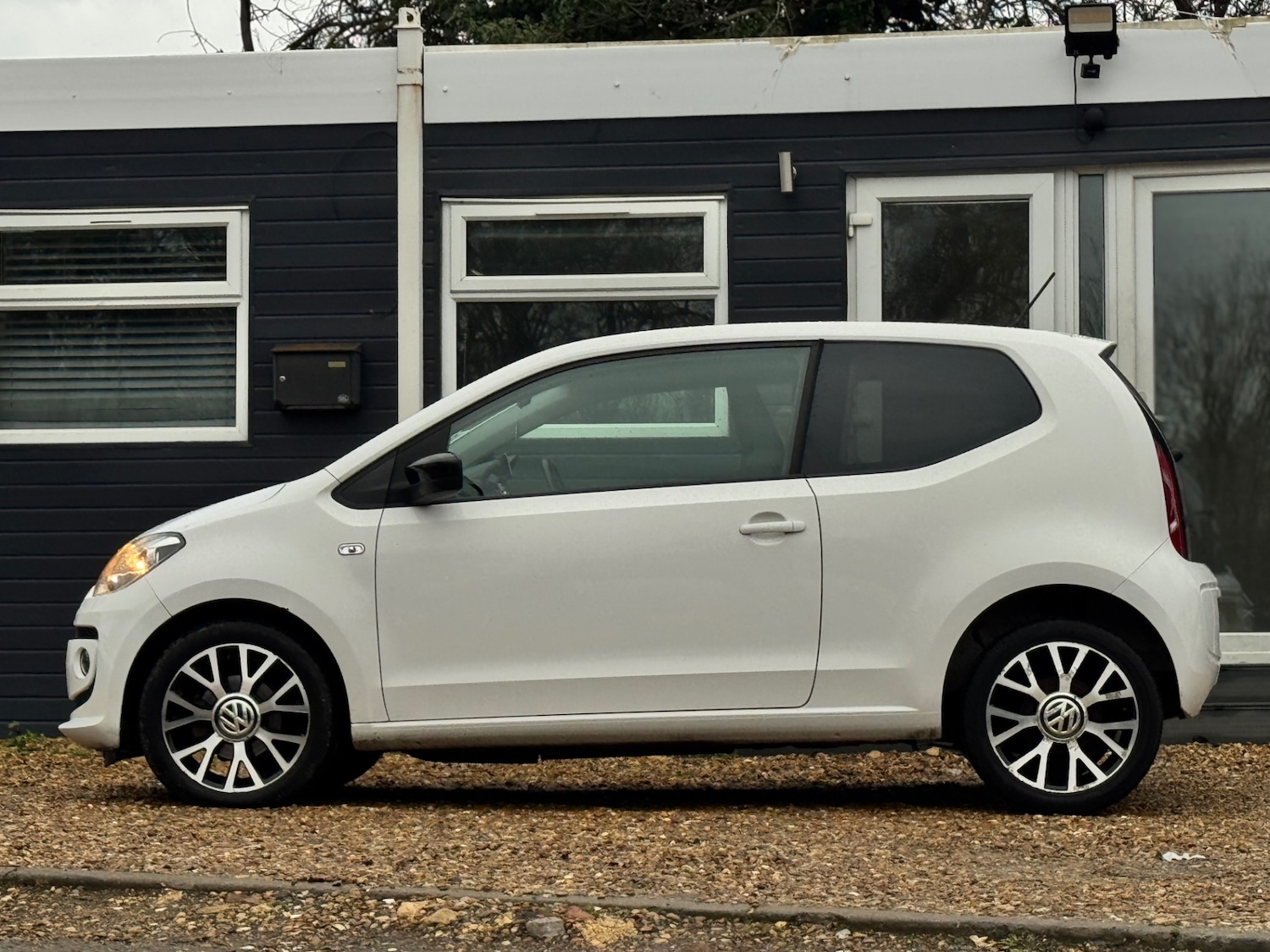 Used Volkswagen up! 2013 for sale - 77304826: Photo 6