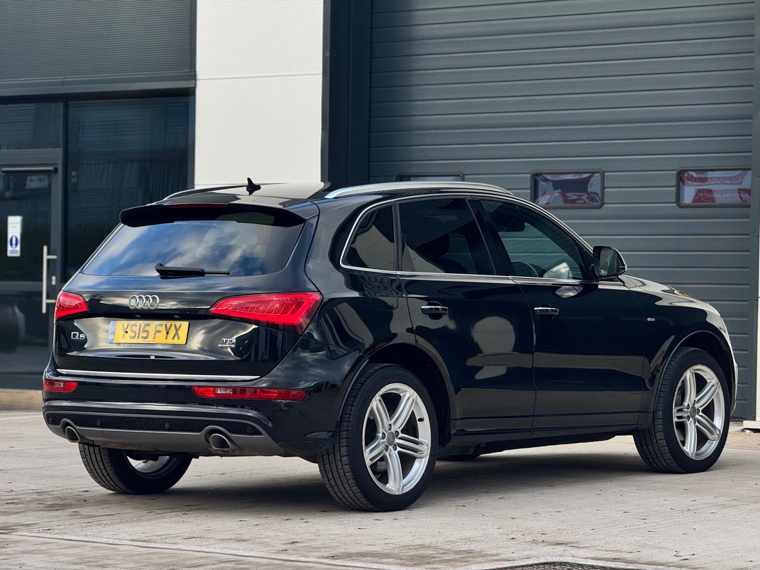 Used Audi Q5 2015 for sale - 76856052: Photo 16