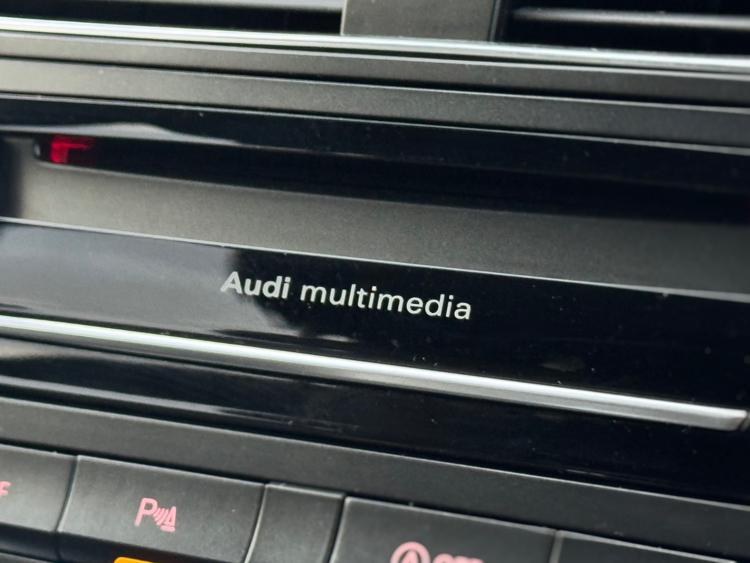 Used Audi Q5 2015 for sale - 76856052: Photo 42