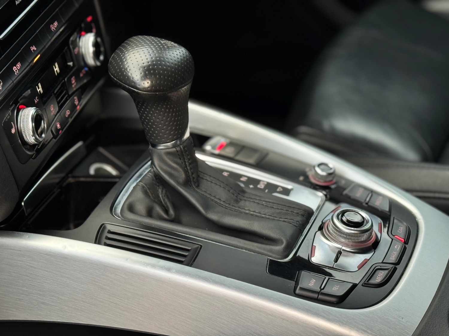 Used Audi Q5 2015 for sale - 76856052: Photo 46