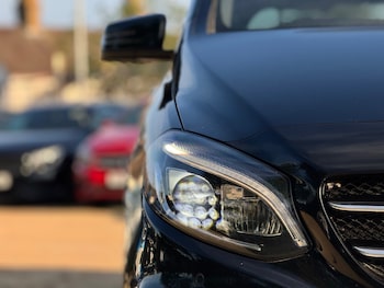 Used Mercedes-Benz B Class 2015 for sale - 78534896: Photo
