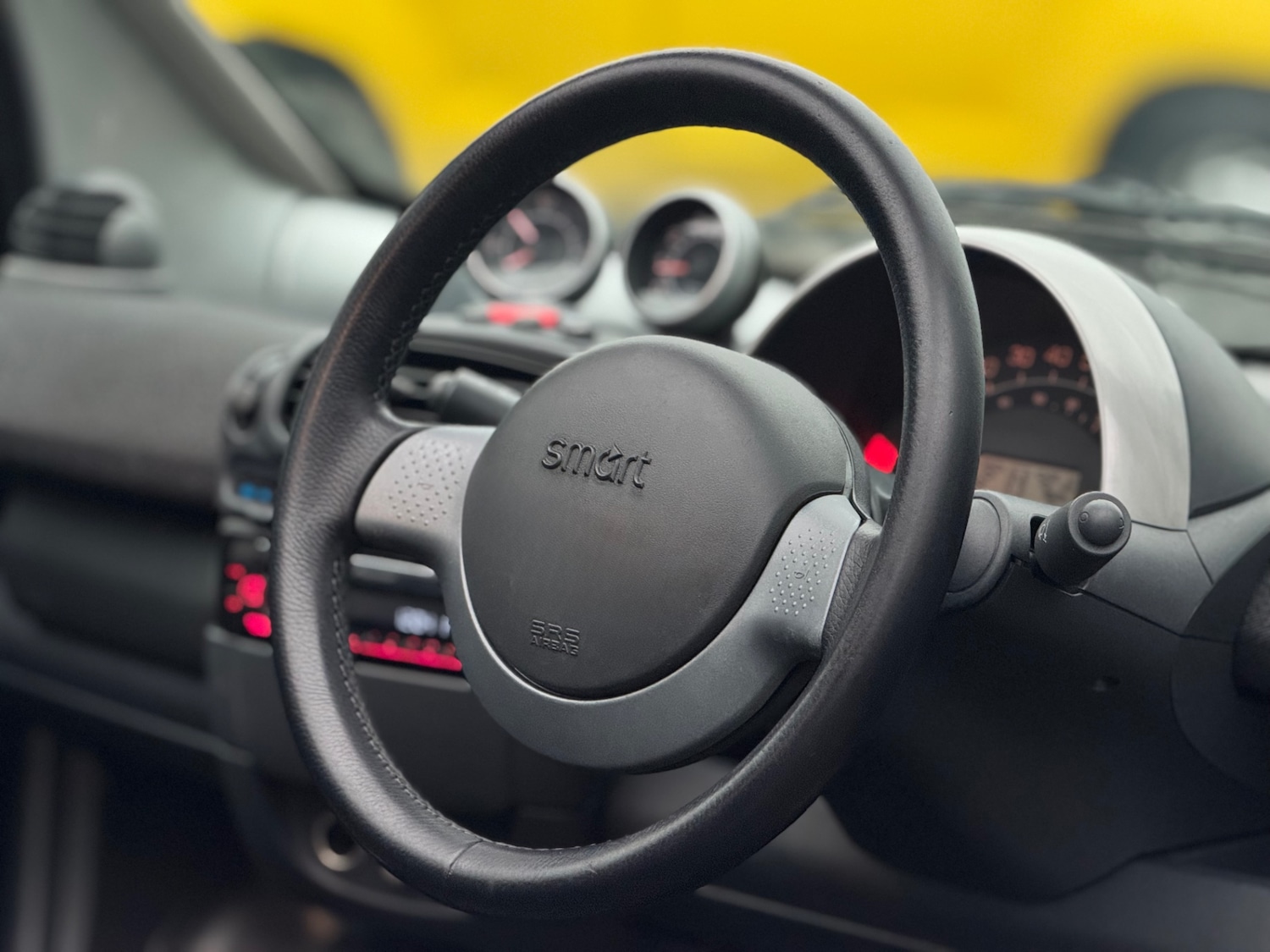 Used smart fortwo 2005 for sale - 77020824: Photo 12