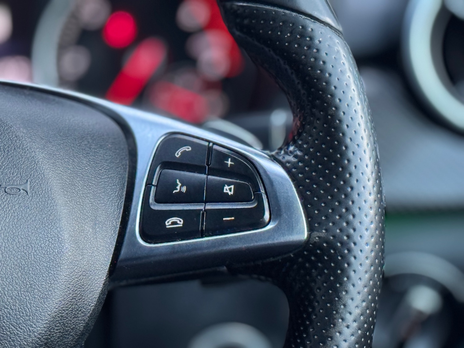 Used Mercedes-Benz B Class 2015 for sale - 77613613: Photo 26