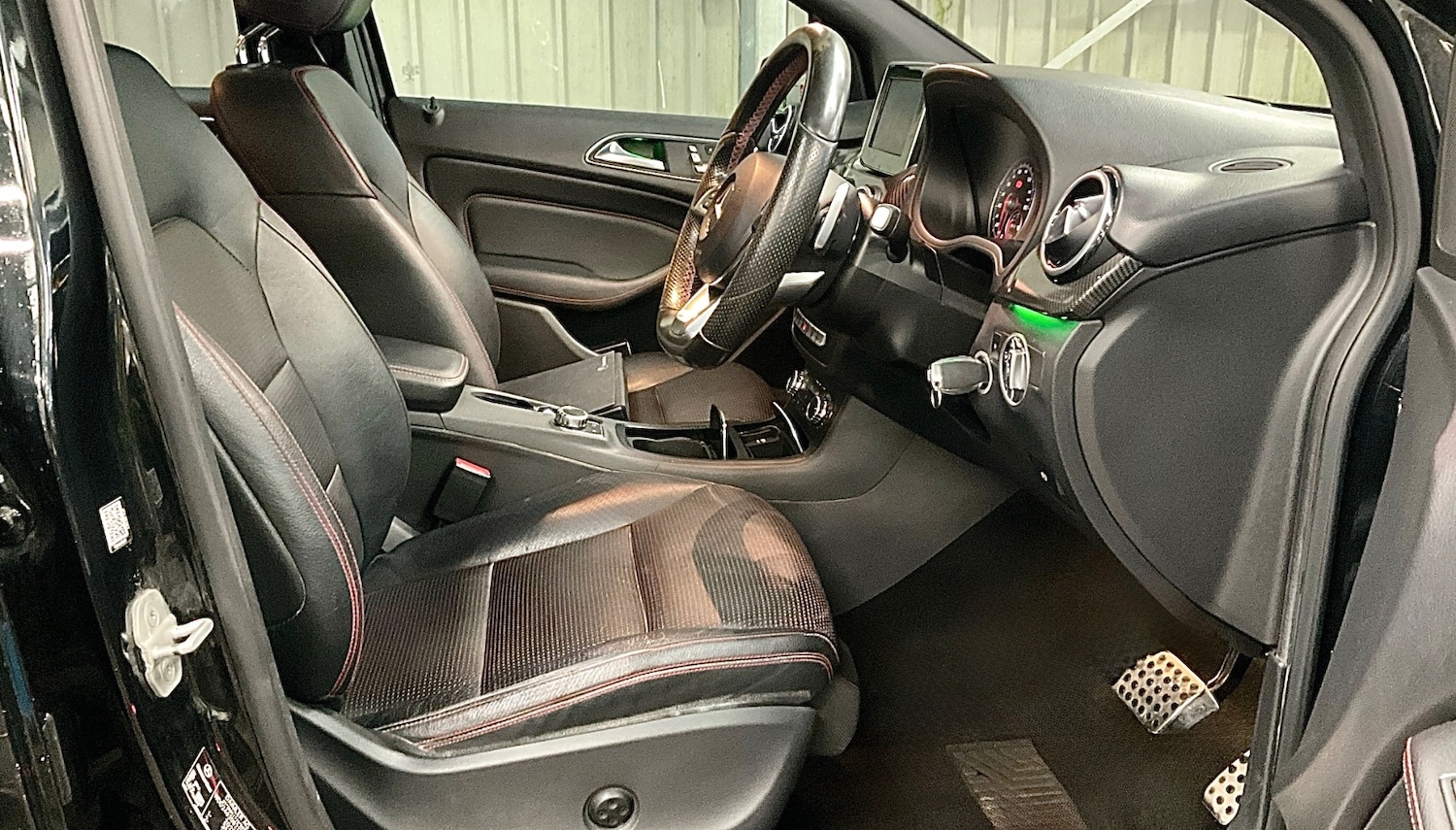 Used Mercedes-Benz B Class 2015 for sale - 77613613: Photo 7