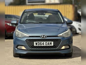 Used Hyundai i20 2015 for sale - 79768110: Photo