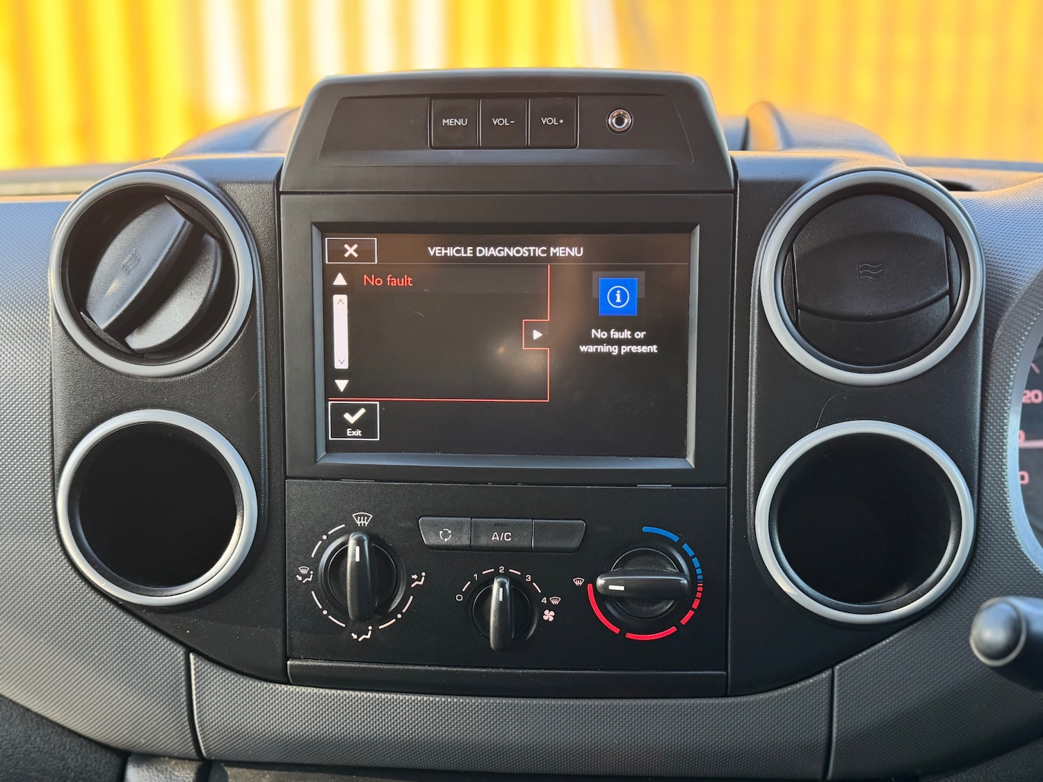 Used Citroen Berlingo 2018 for sale - 76603301: Photo 18