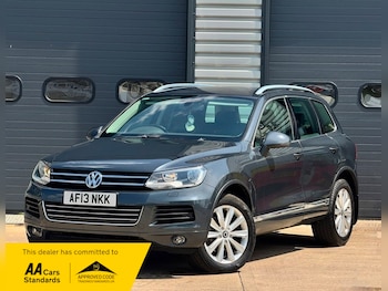 Used Volkswagen Touareg 2013 for sale - 79450656: Photo