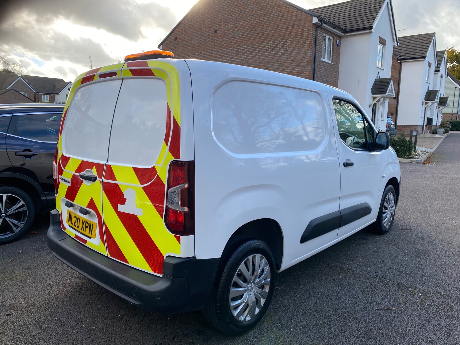 Used Peugeot Partner 2020 for sale - 76364405: Photo 4