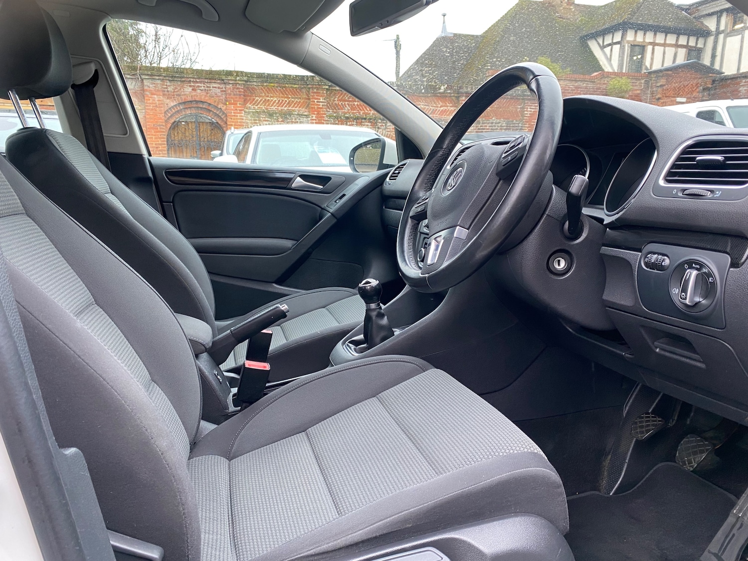 Used Volkswagen Golf 2012 for sale - 77603824: Photo 14