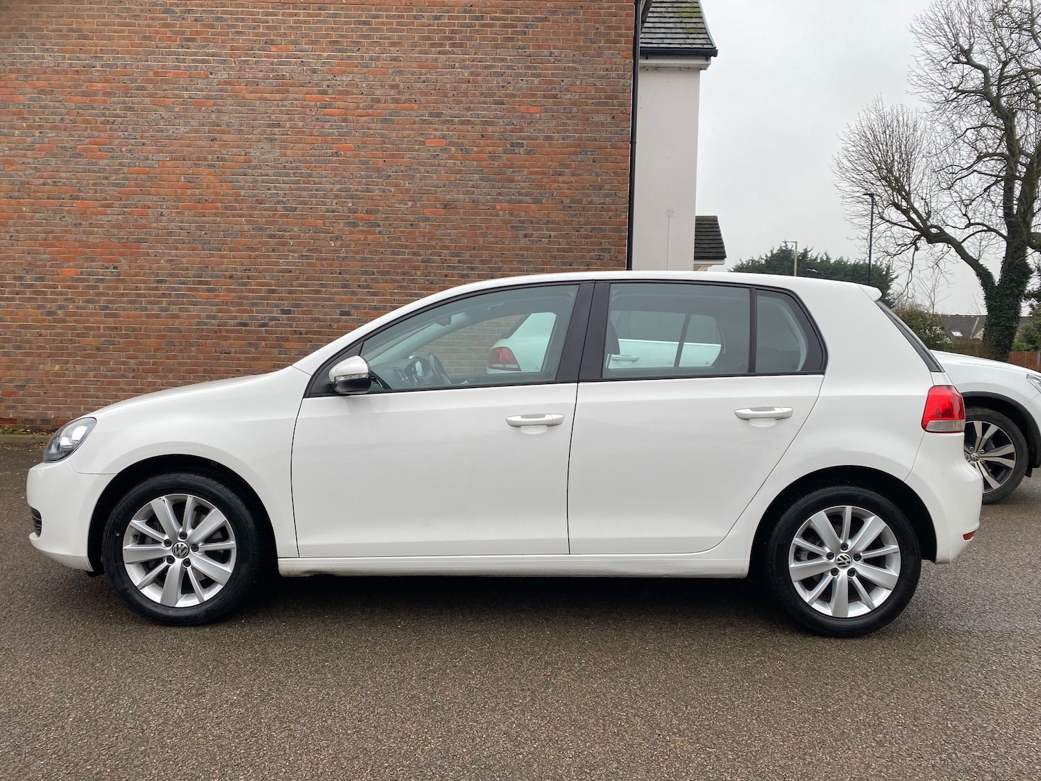 Used Volkswagen Golf 2012 for sale - 77603824: Photo 4