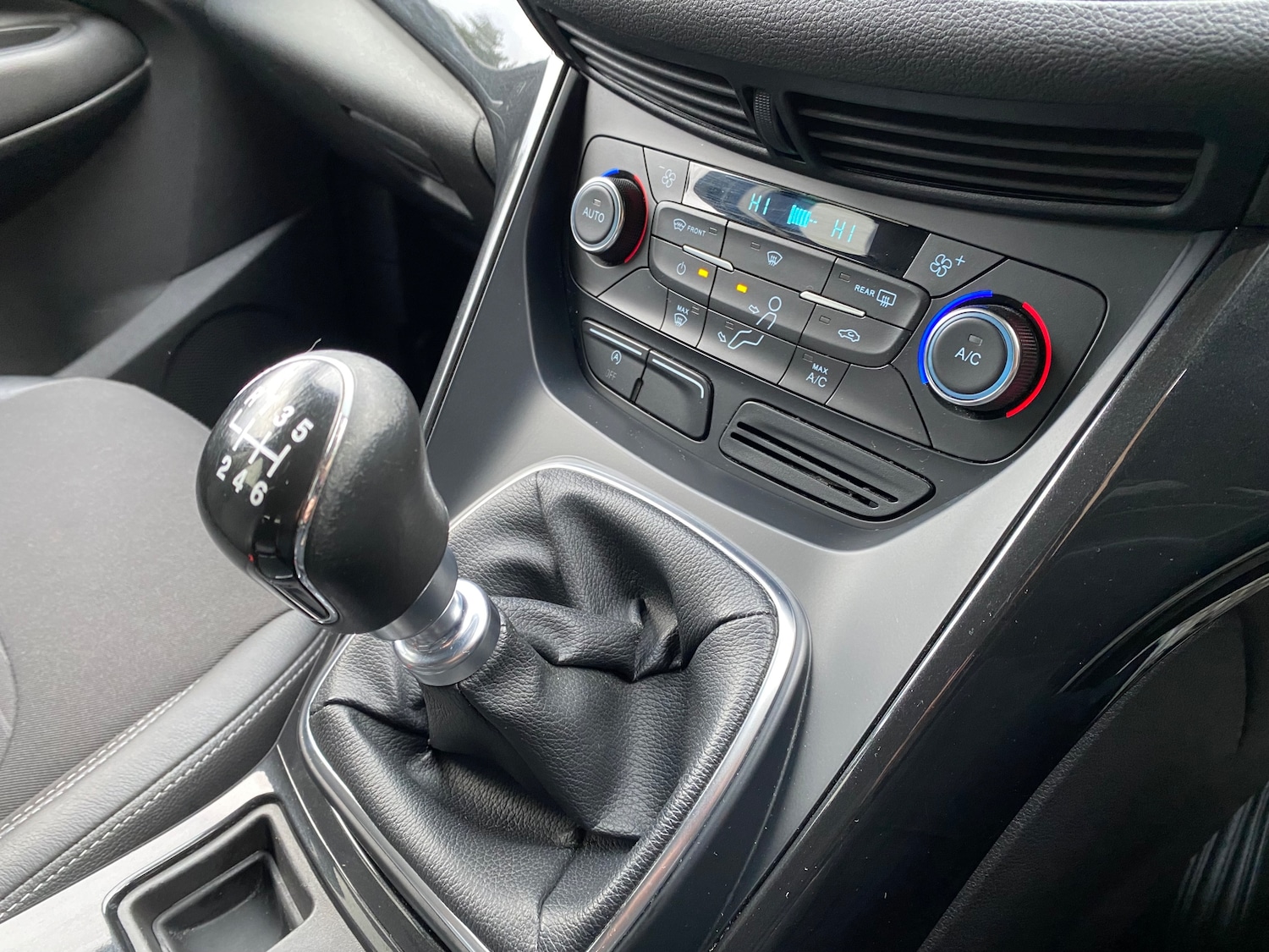 Used Ford Kuga 2018 for sale - 77200753: Photo 24