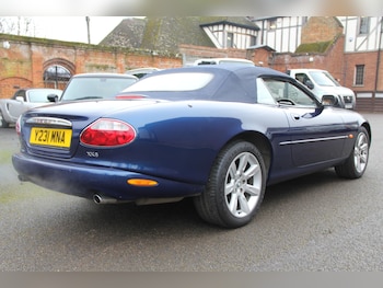 Used Jaguar XK8 2001 for sale - 75870971: Photo