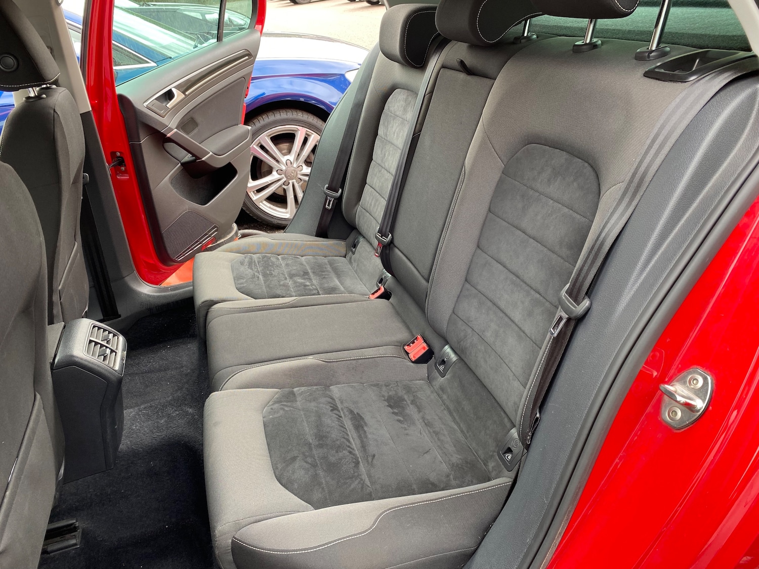 Used Volkswagen Golf 2013 for sale - 75924679: Photo 19