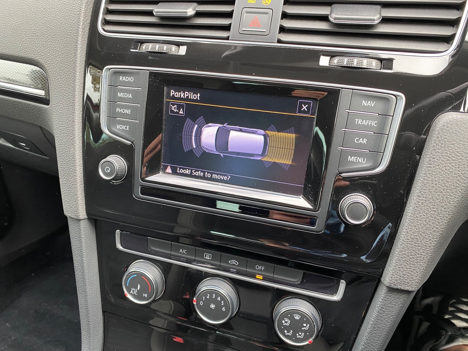 Used Volkswagen Golf 2013 for sale - 75924679: Photo 27