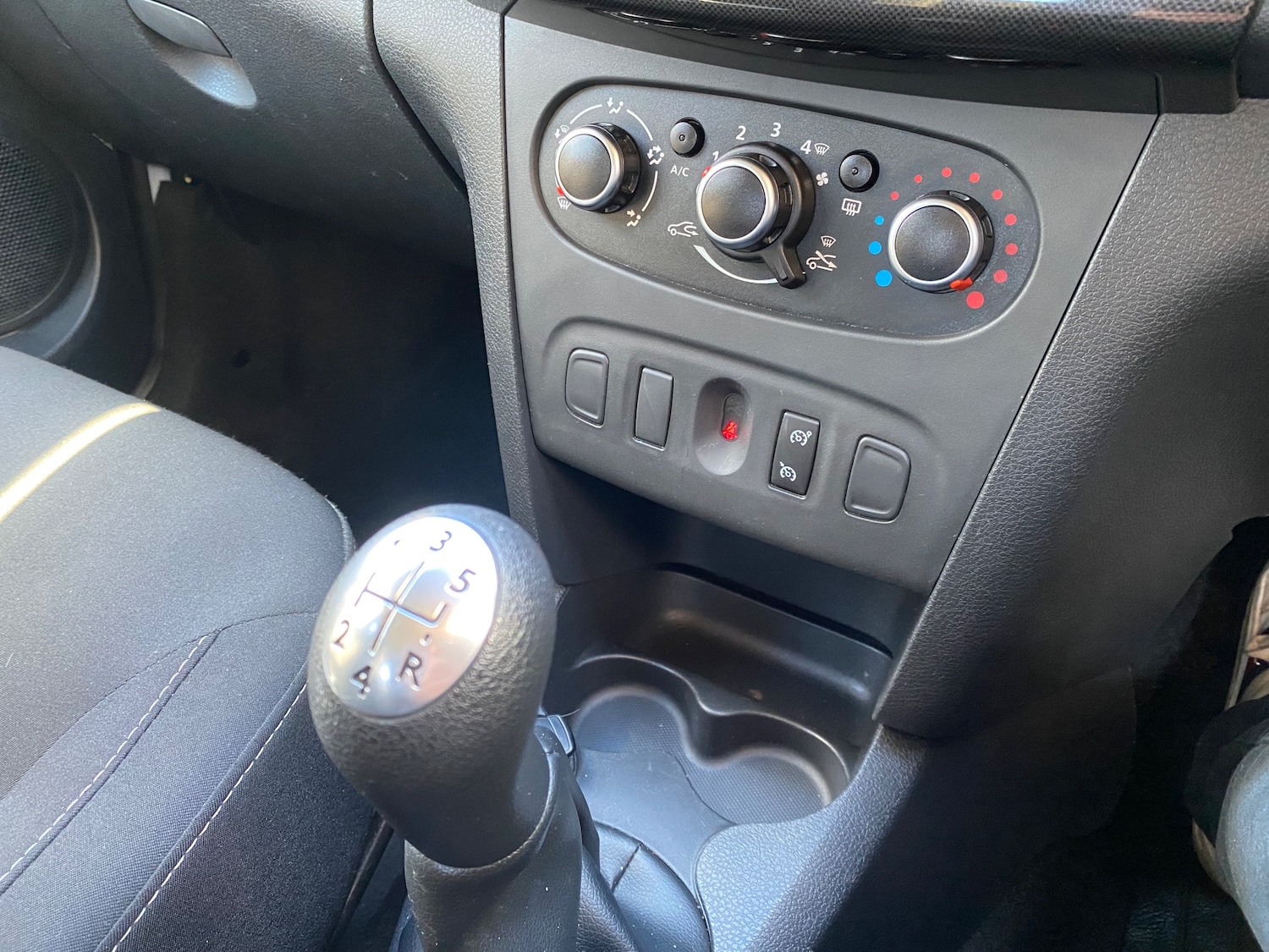 Used Dacia Sandero 2018 for sale - 76819765: Photo 23