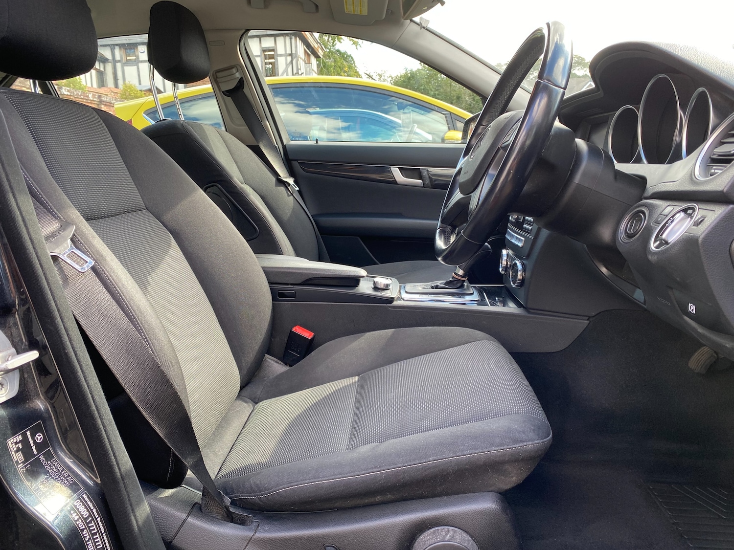 Used Mercedes-Benz C Class 2011 for sale - 77128624: Photo 15