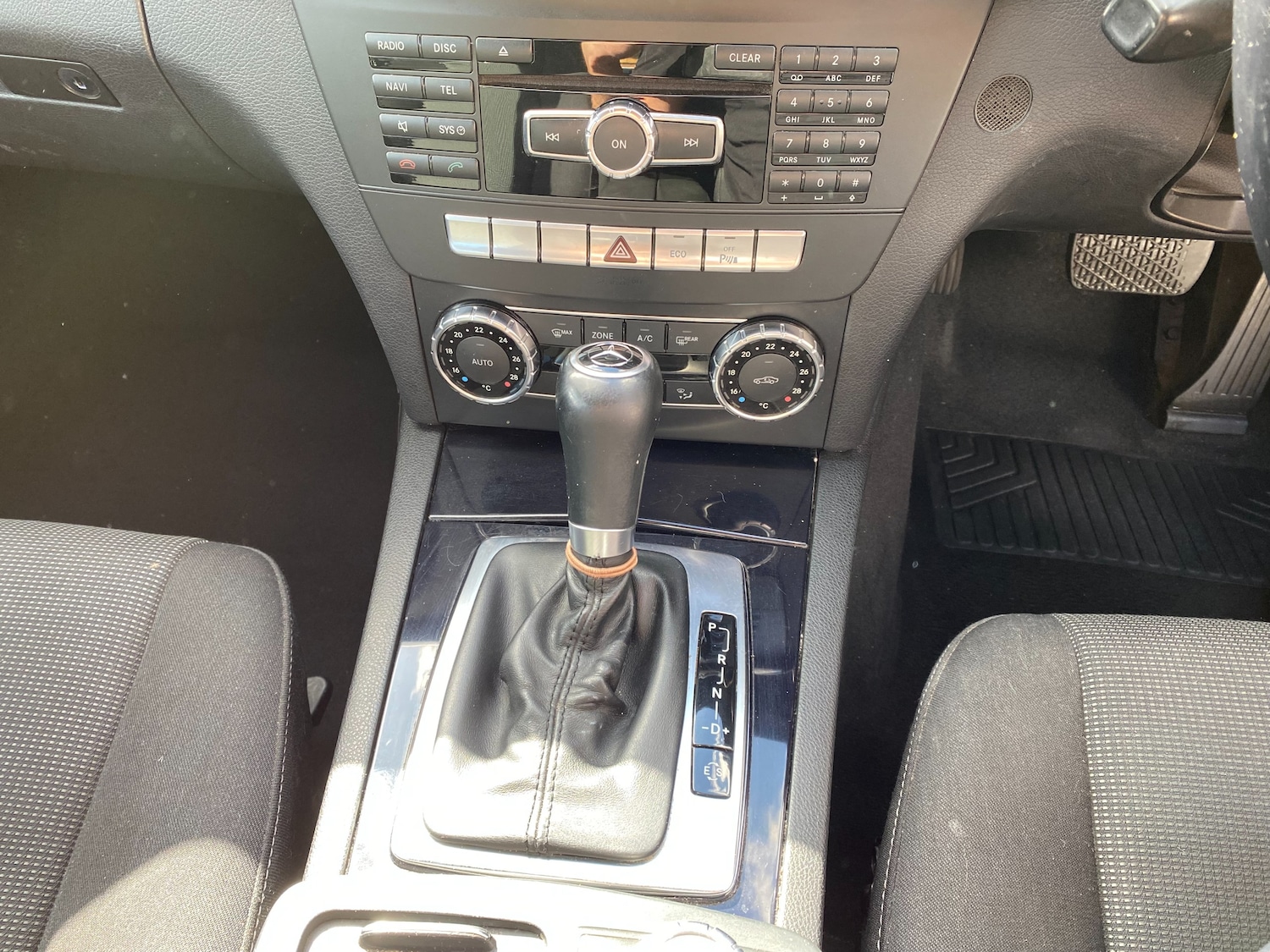 Used Mercedes-Benz C Class 2011 for sale - 77128624: Photo 24