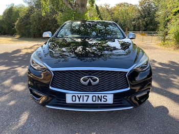 Used Infiniti Q30 2017 for sale - 79468679: Photo