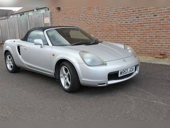 2000 (W) - ROADSTER 2-Door