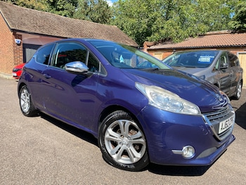 Used Peugeot 208 2013 for sale - 79371601: Photo