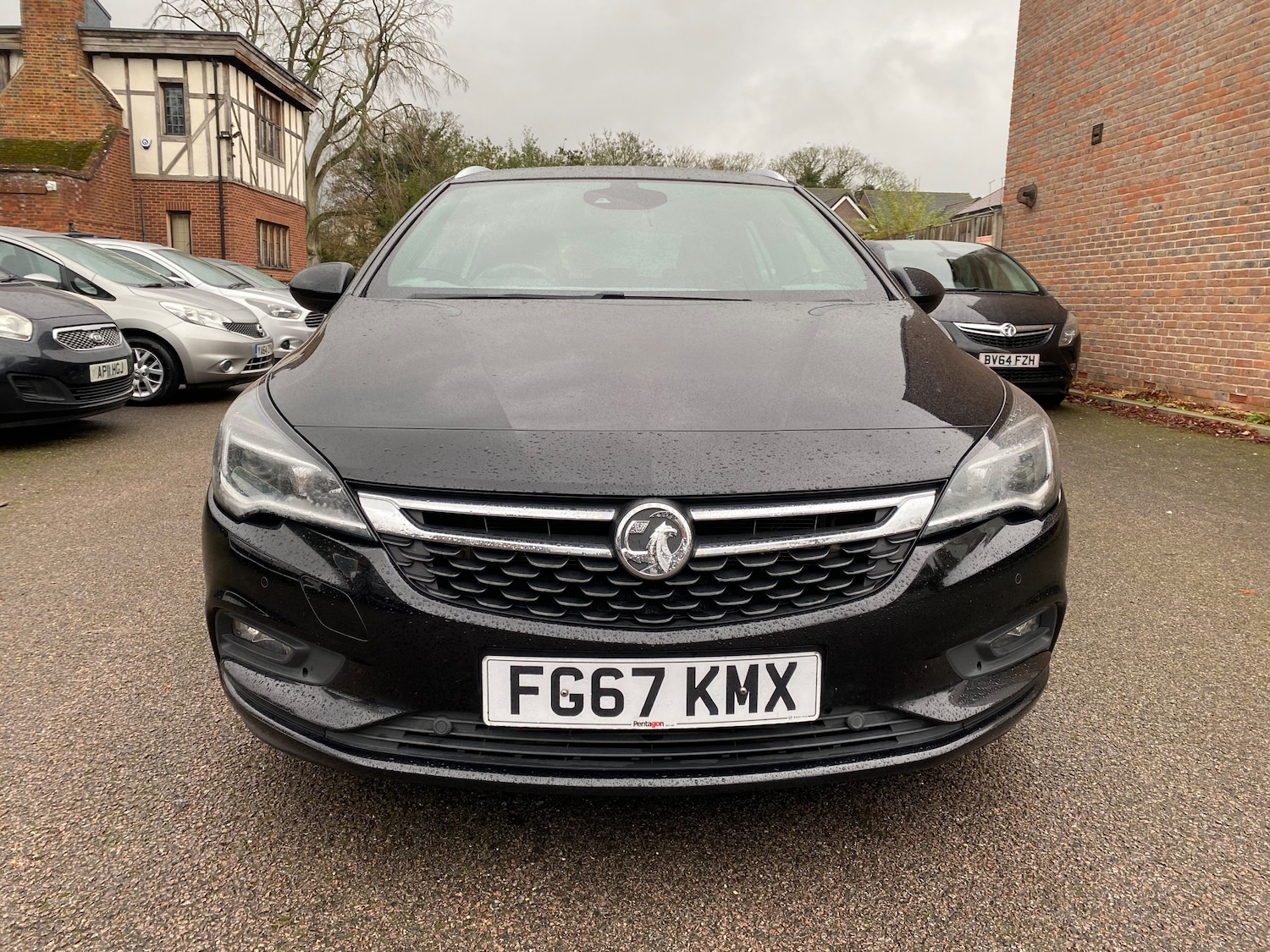Used Vauxhall Astra 2017 for sale - 77297250: Photo 2