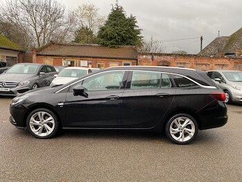 Used Vauxhall Astra 2017 for sale - 77297250: Photo