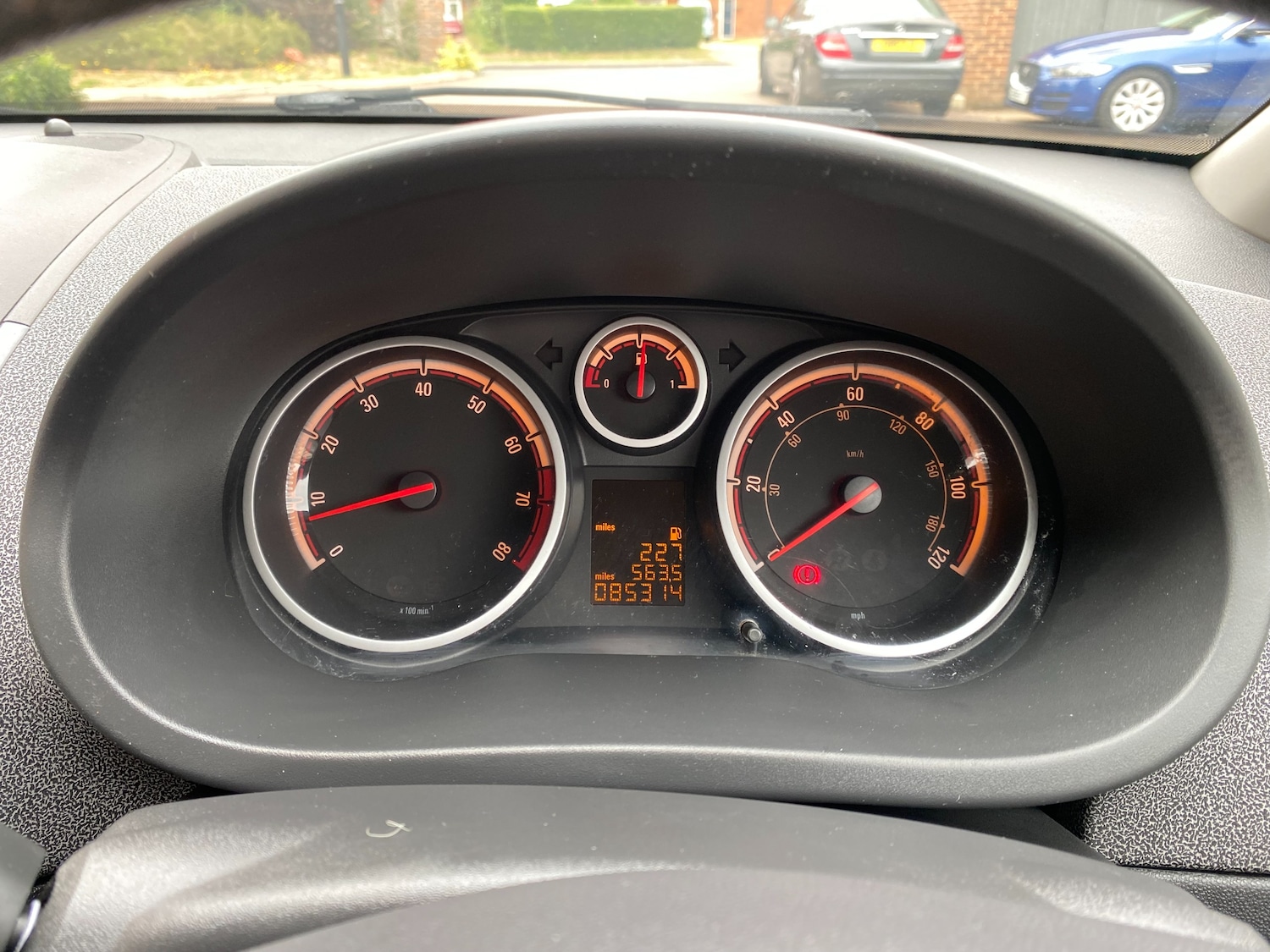 Vehicle 29