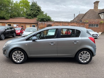 Used Vauxhall Corsa 2012 for sale - 75870972: Photo