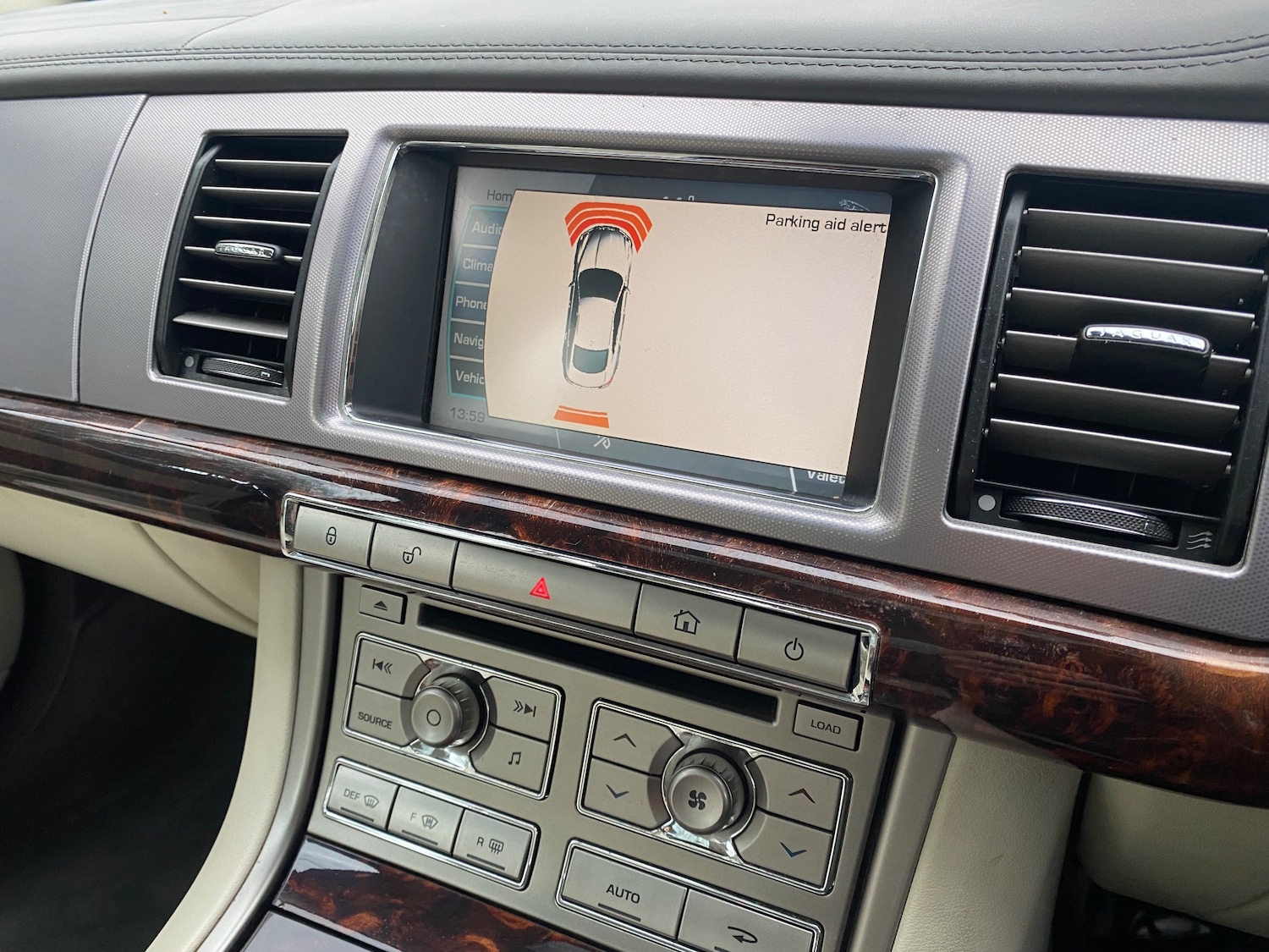 Used Jaguar XF 2008 for sale - 76892362: Photo 22