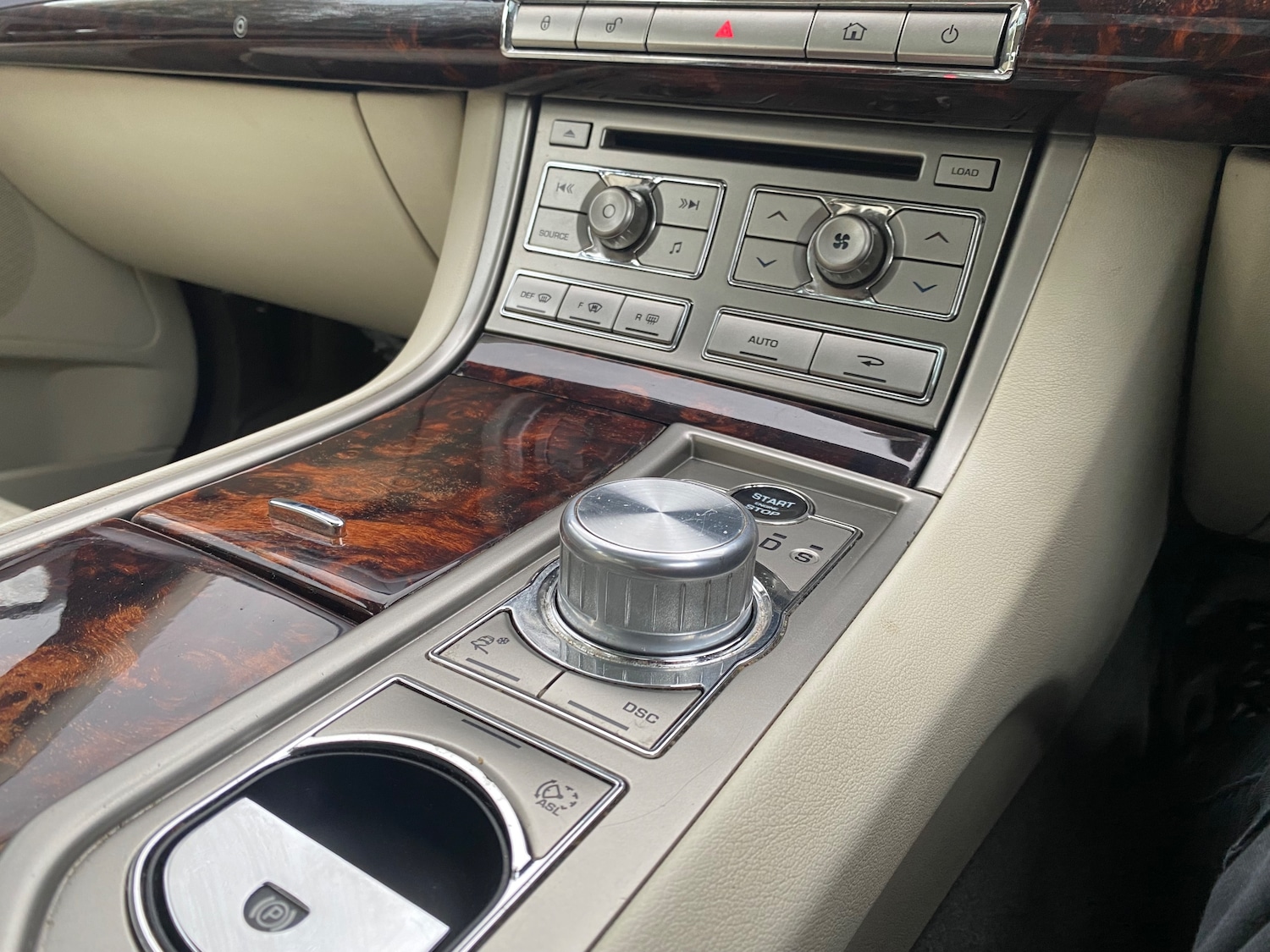 Used Jaguar XF 2008 for sale - 76892362: Photo 24