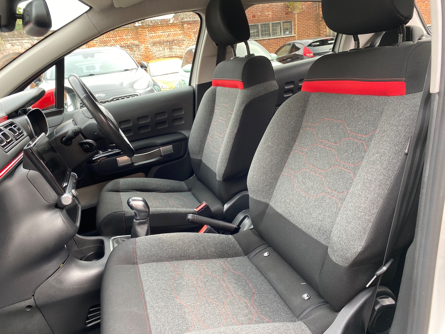 Used Citroen C3 2017 for sale - 76198179: Photo 20