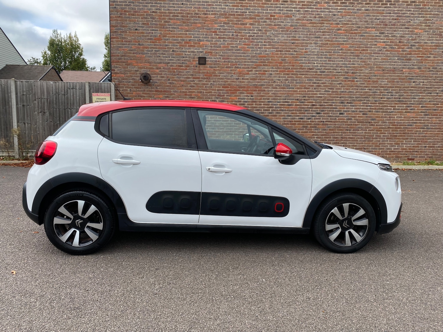 Used Citroen C3 2017 for sale - 76198179: Photo 9