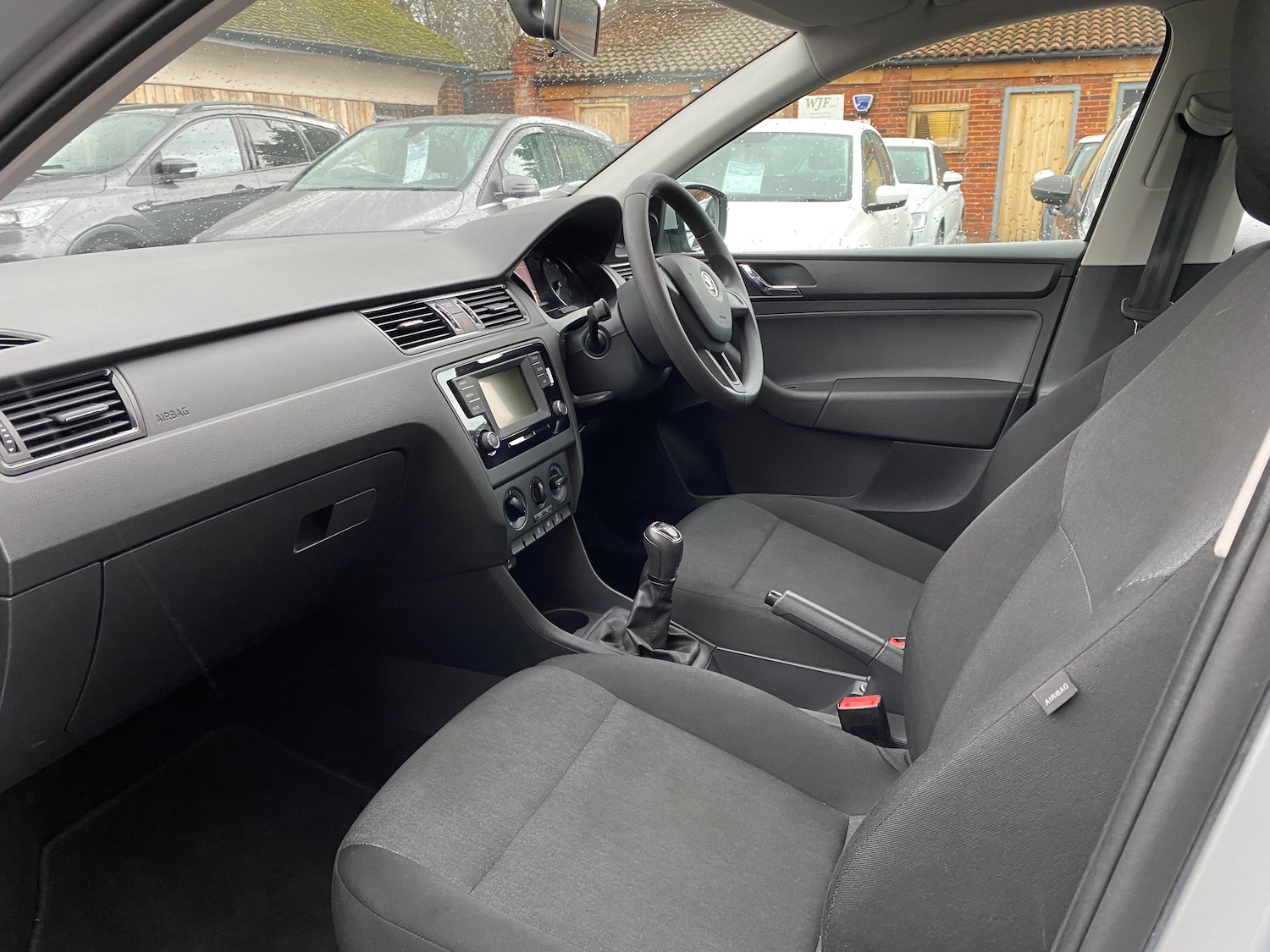 Used Skoda Rapid Spaceback 2016 for sale - 76748528: Photo 13