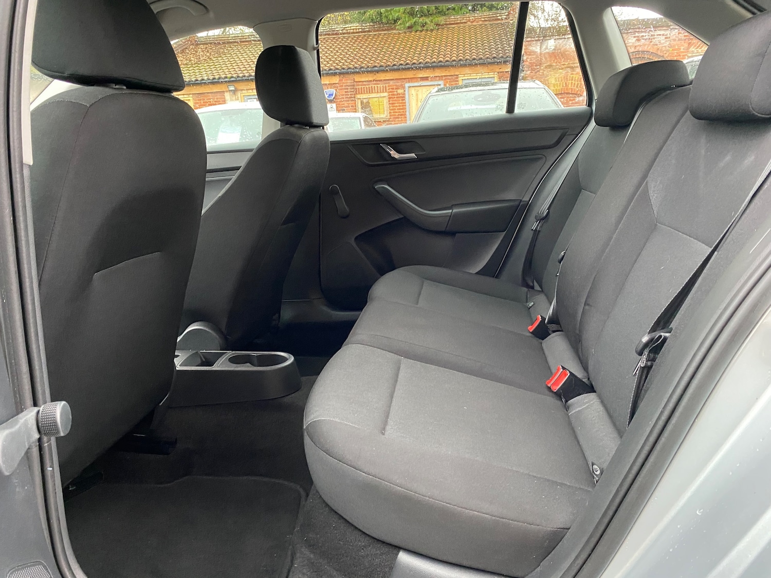 Used Skoda Rapid Spaceback 2016 for sale - 76748528: Photo 16