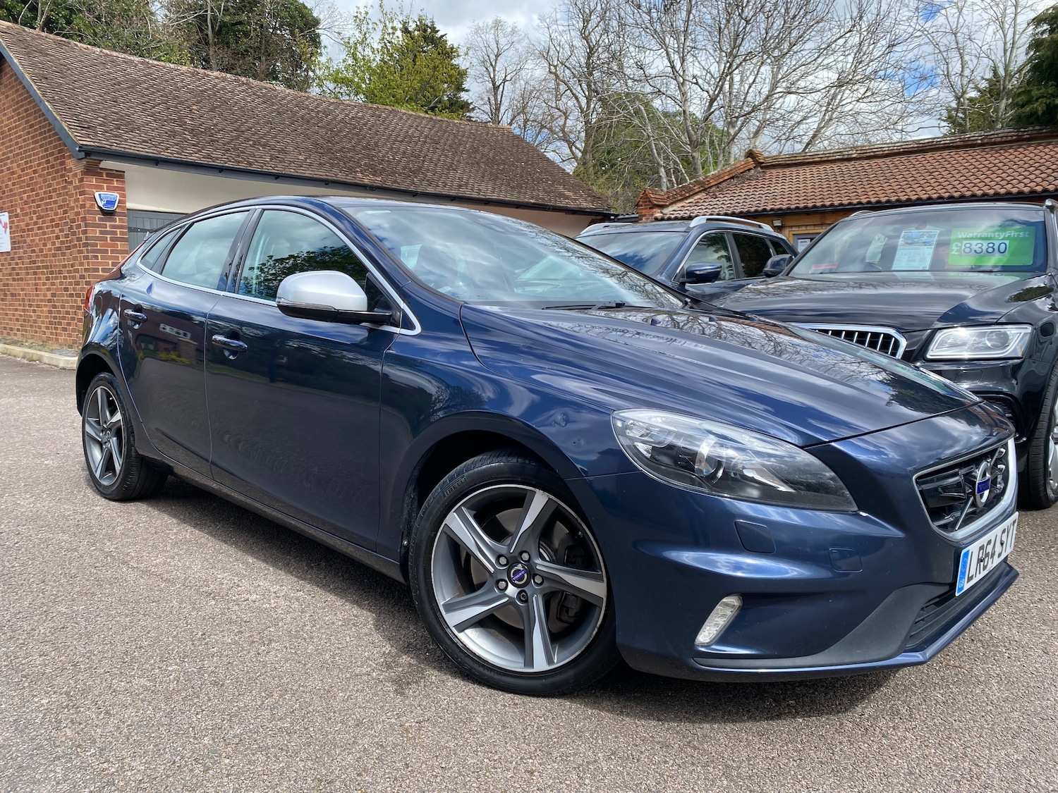 Used Volvo V40 2014 for sale - 78223960: Photo 1