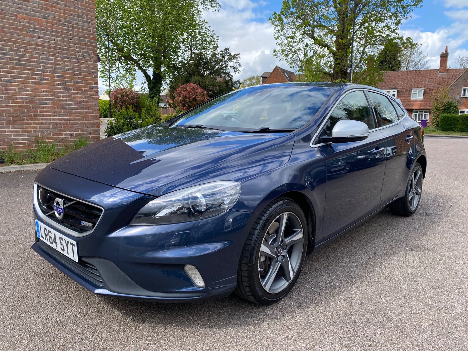 Used Volvo V40 2014 for sale - 78223960: Photo 3