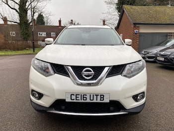 Used Nissan X-Trail 2016 for sale - 77608110: Photo