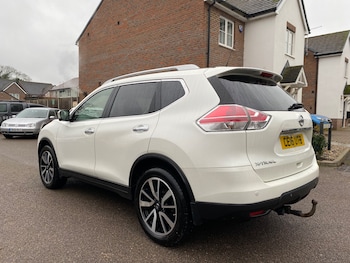 Used Nissan X-Trail 2016 for sale - 77608110: Photo