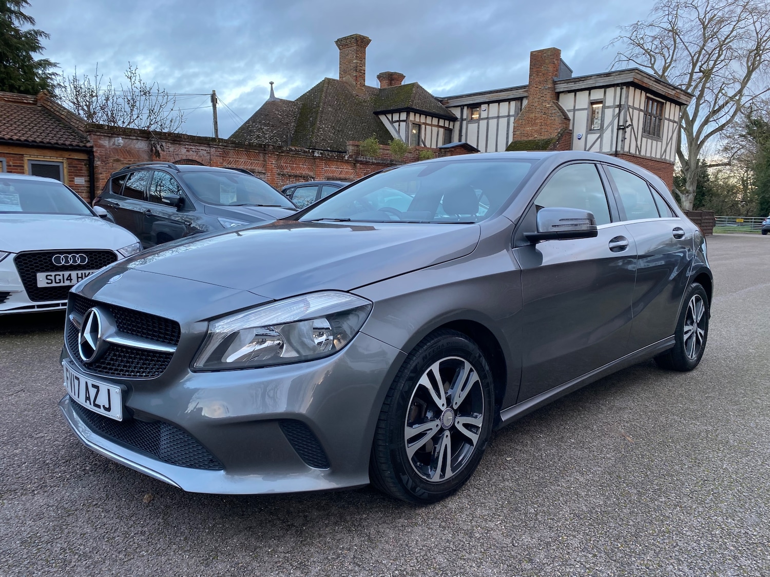 Used Mercedes-Benz A-Class 2017 for sale - 76697829: Photo 3