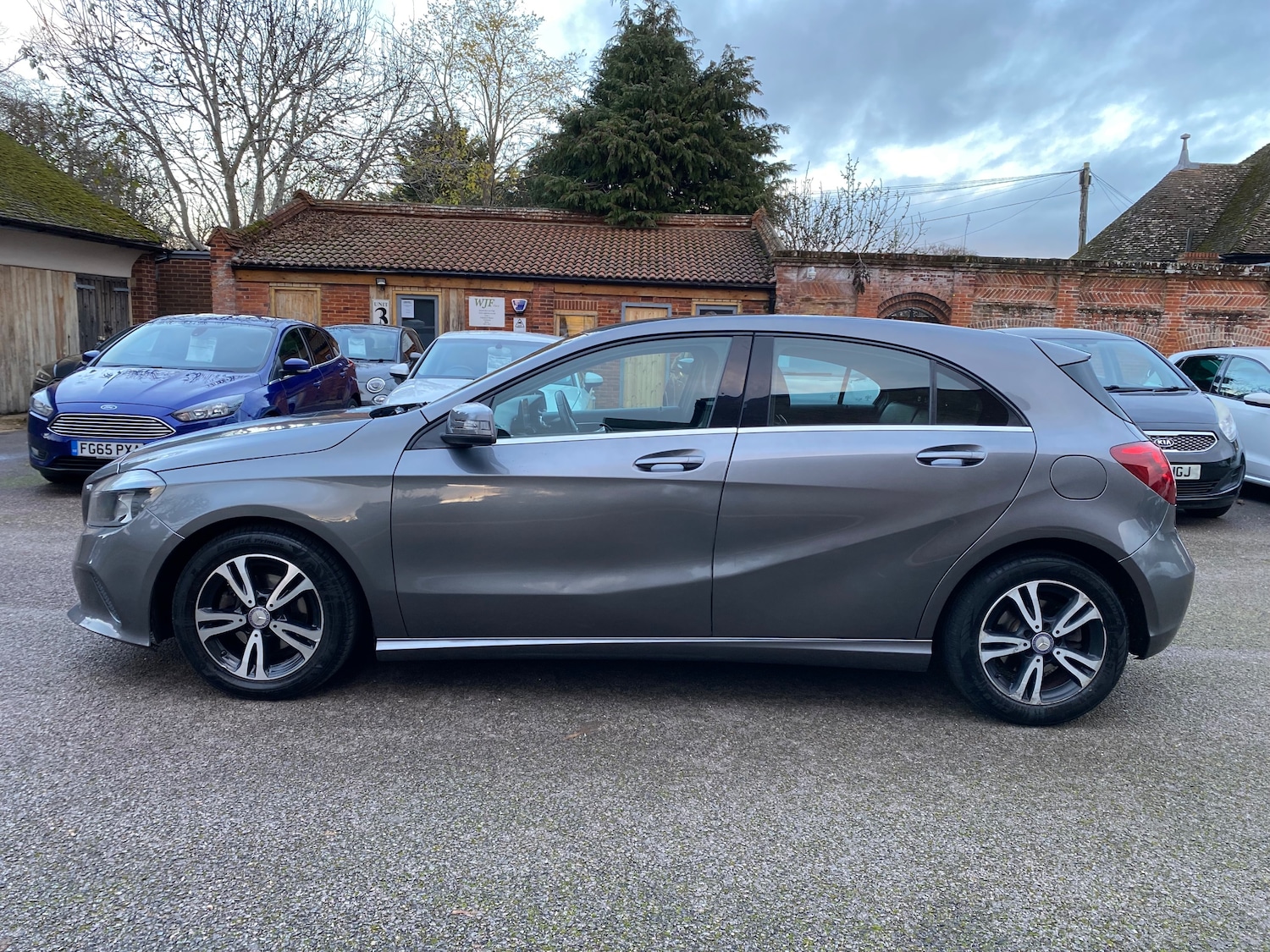 Used Mercedes-Benz A-Class 2017 for sale - 76697829: Photo 4
